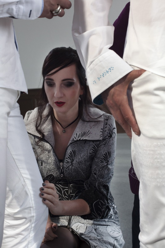 die-schc3b6nheit-der-blinden-19-c2a9-karsten-hein